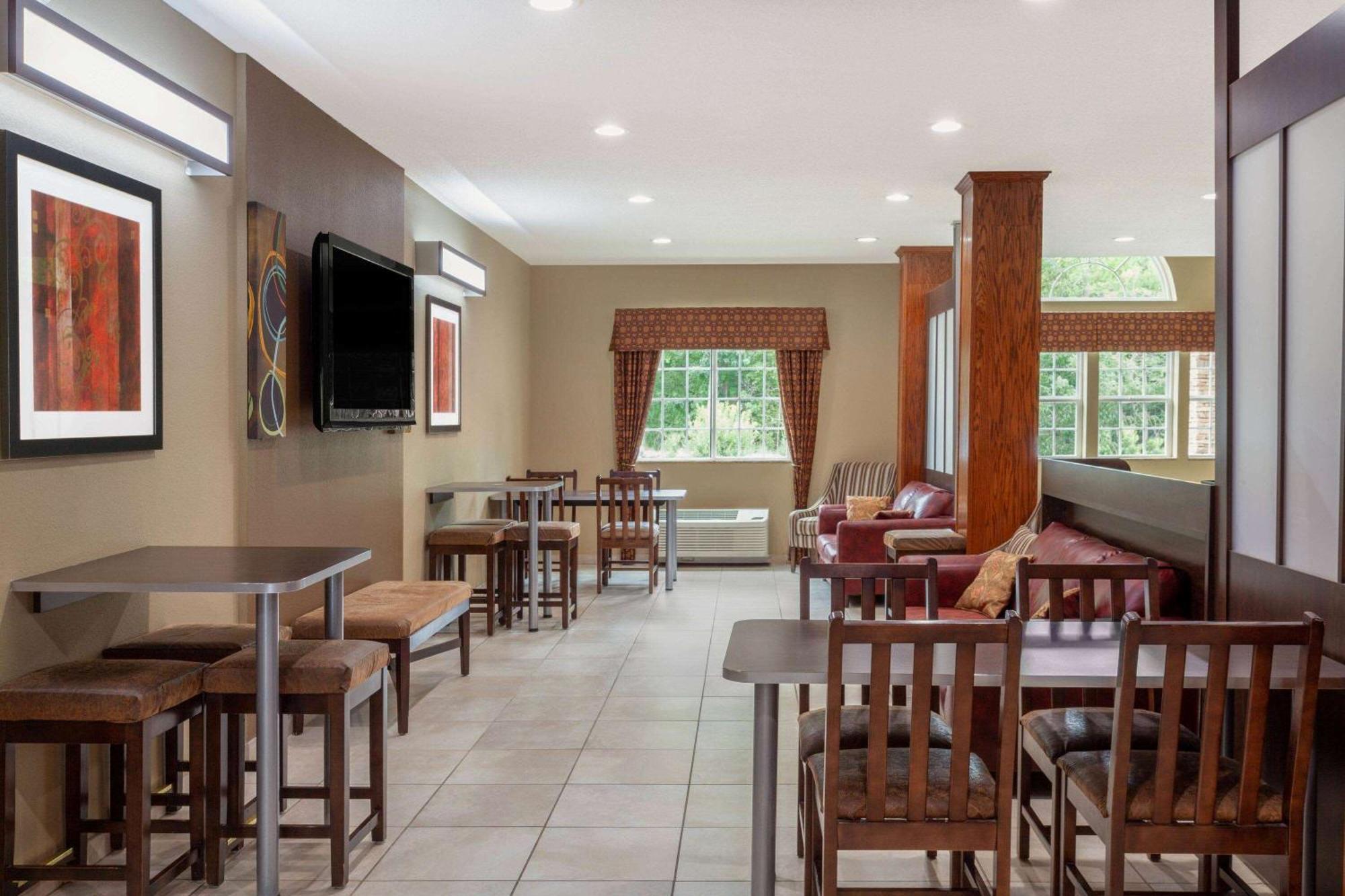 Microtel Inn & Suites By Wyndham Columbia Luaran gambar